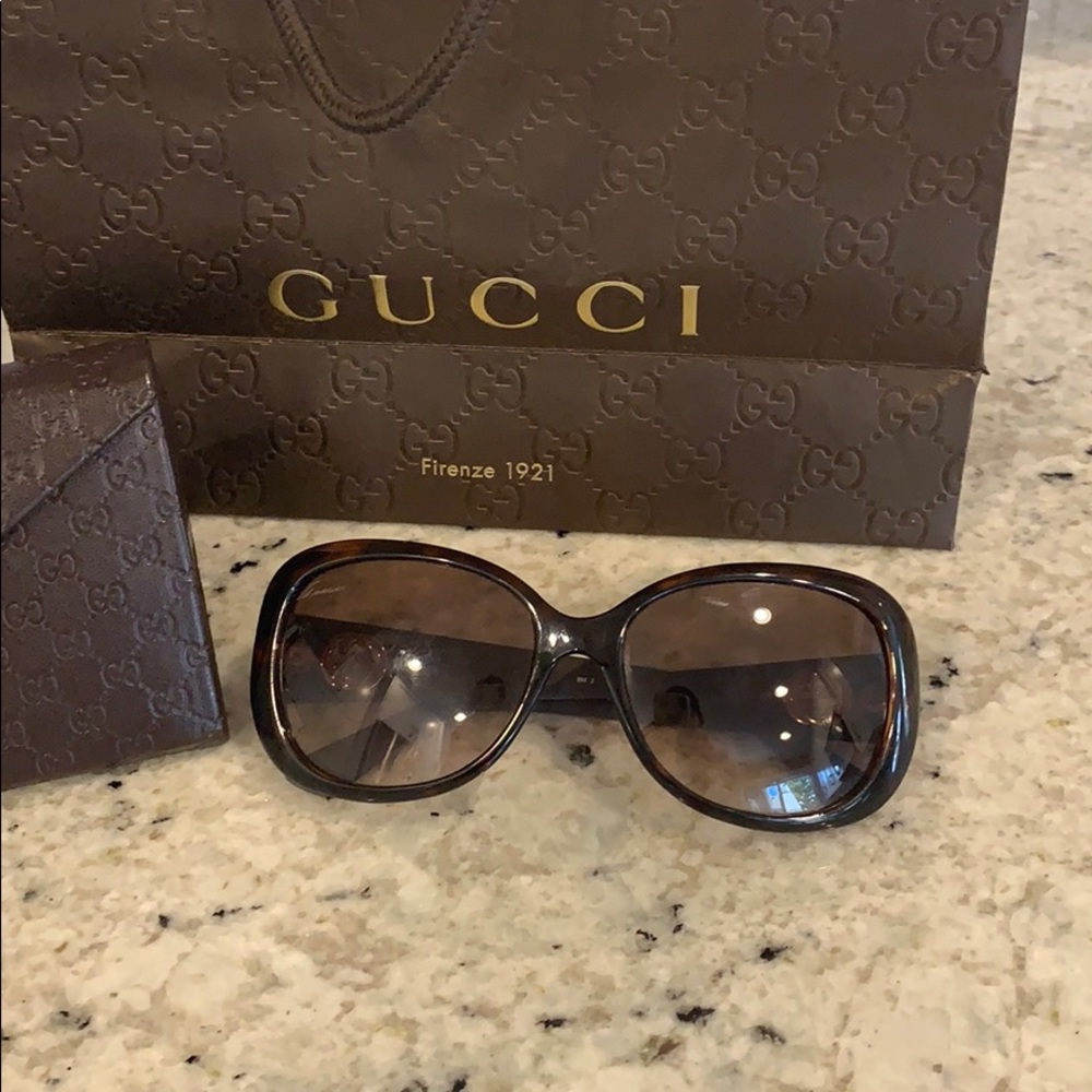 Gucci sunglasses with case and bag